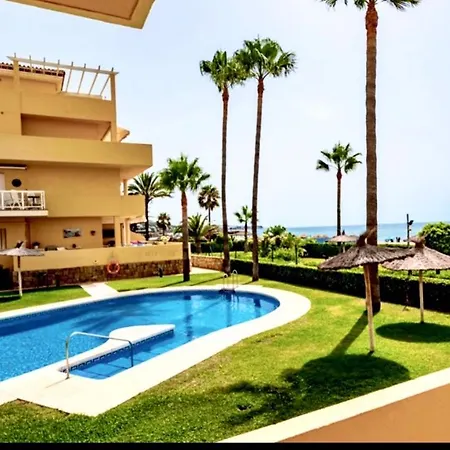Апартаменты Beachfront In *